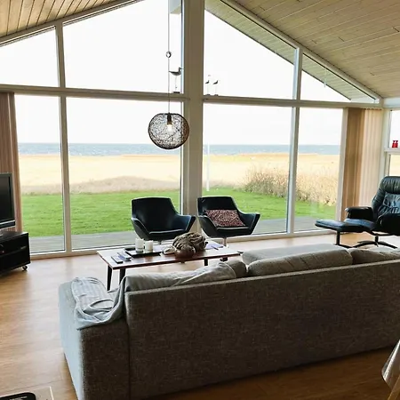 Drusilla - 140m From The Sea By Interhome