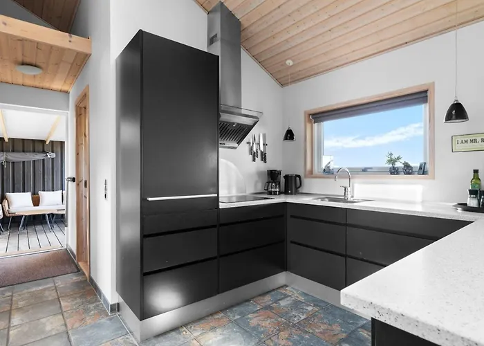 Drusilla - 140m From The Sea By Interhome