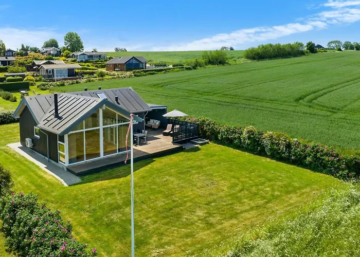 Semesterbostad Drusilla - 140m From The Sea By Interhome Bogense